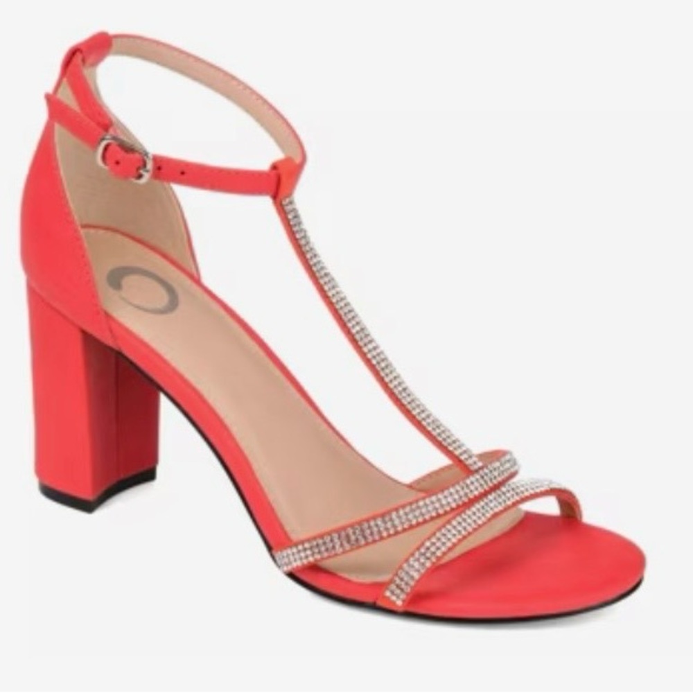 Elegant Red Journee Denali Sandal